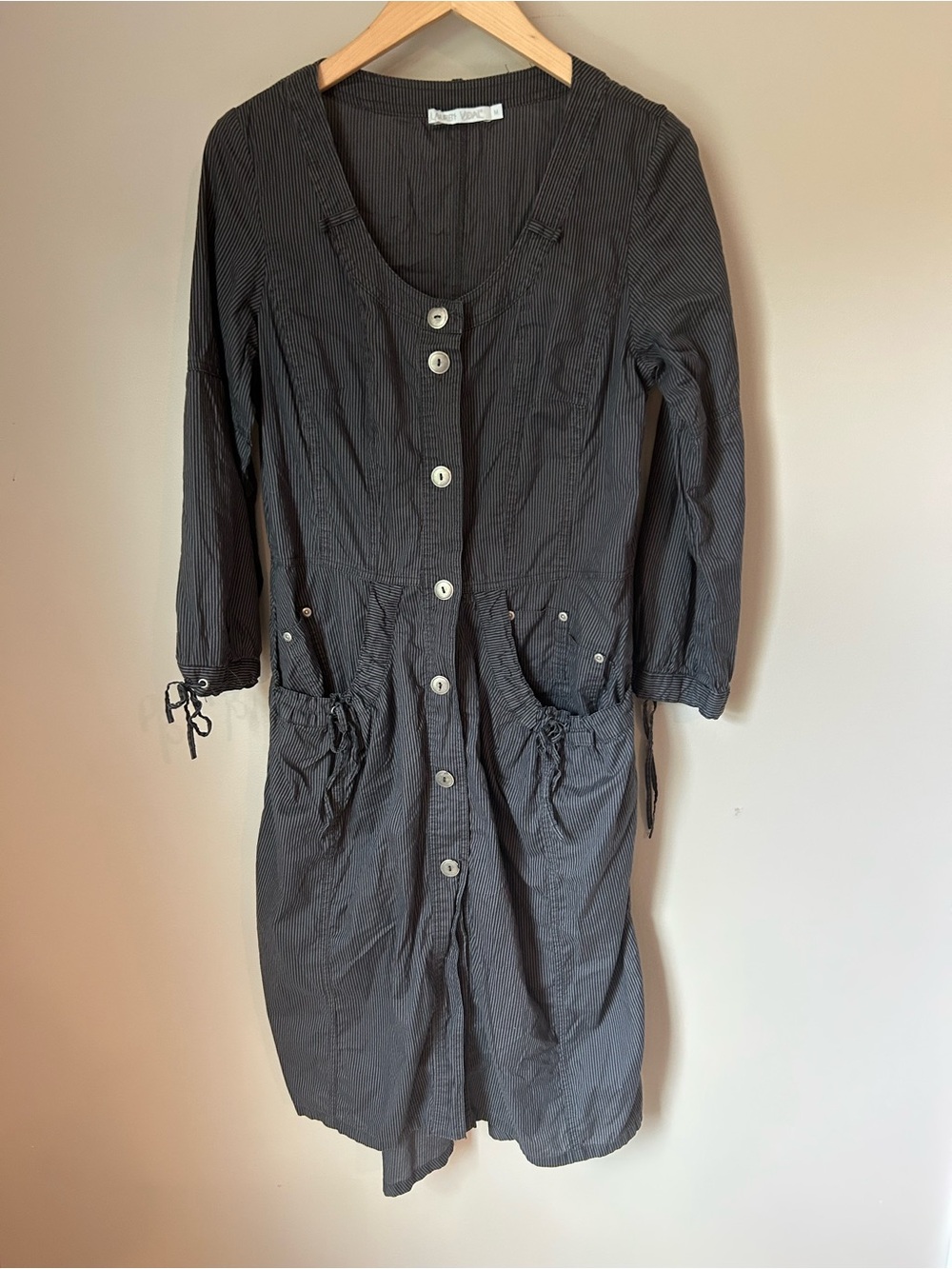 Casual Button-Front Black Dress with Pockets
